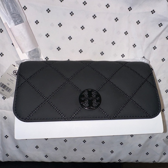 Tory Burch Handbags - Tory Burch wallet